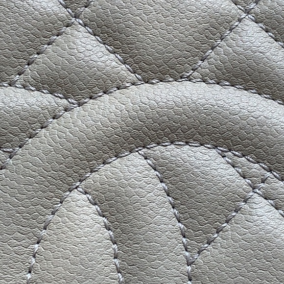 Authentic Chanel Caviar Petite Shopping Tote Ivory - Picture 16 of 17